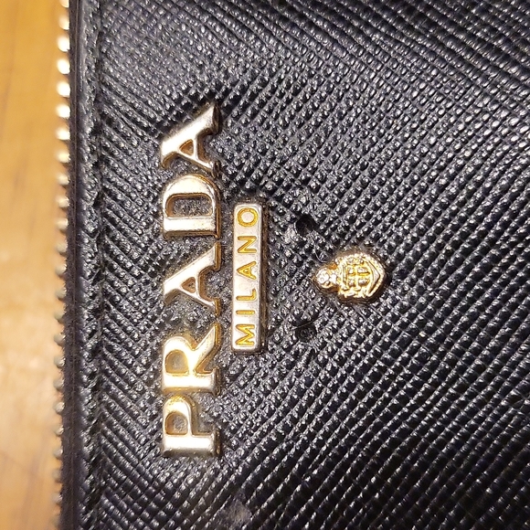 Prada Zippy Wallet - Picture 3 of 10